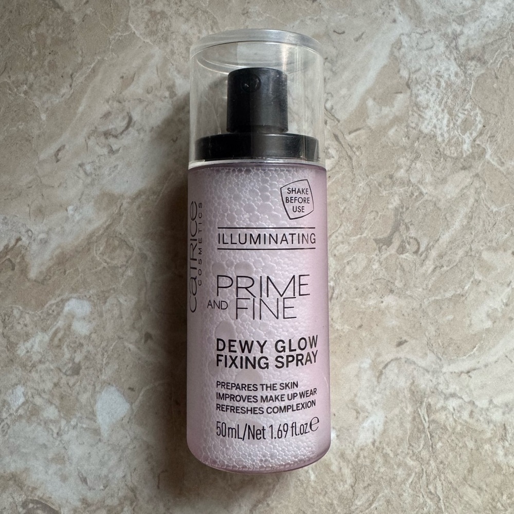 Catrice Illuminating Prime & Fine Dewy Glow Fixing Spray New